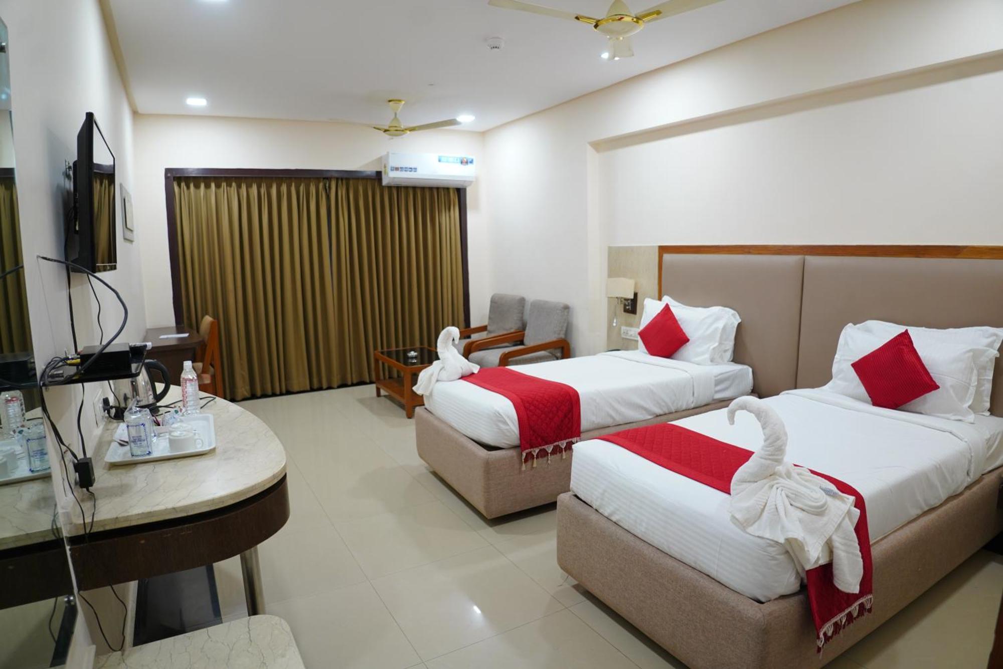 Hotel Grand Nagarjuna By Konark Hotels Guntūr Exterior foto